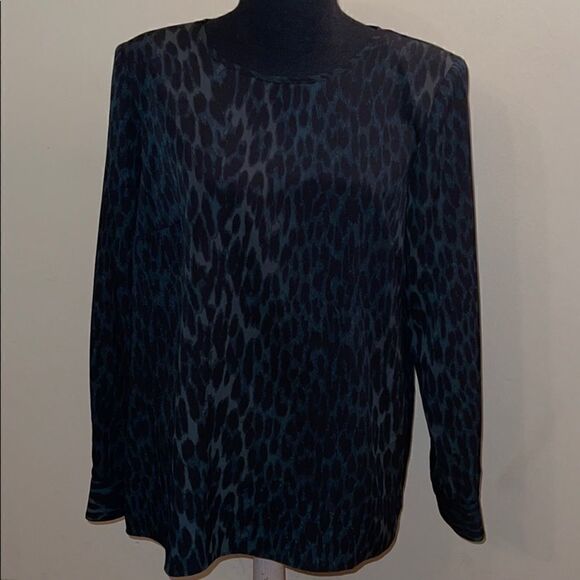 NWT Vince Camuto Animal Print Blouse Top black - Picture 5 of 5